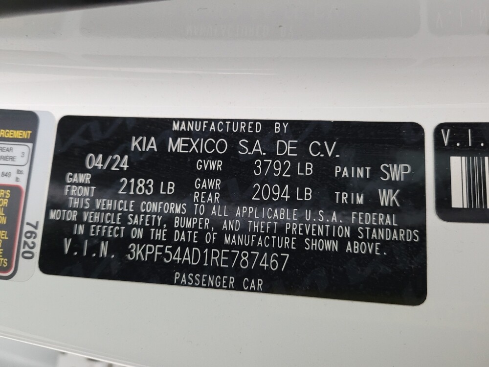 2024 Kia Forte in Eastpointe, MI 48021 - 18122879 33