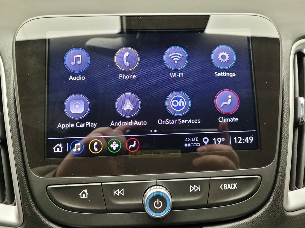 2025 Chevrolet Malibu in Eastpointe, MI 48021 - 18122880 25