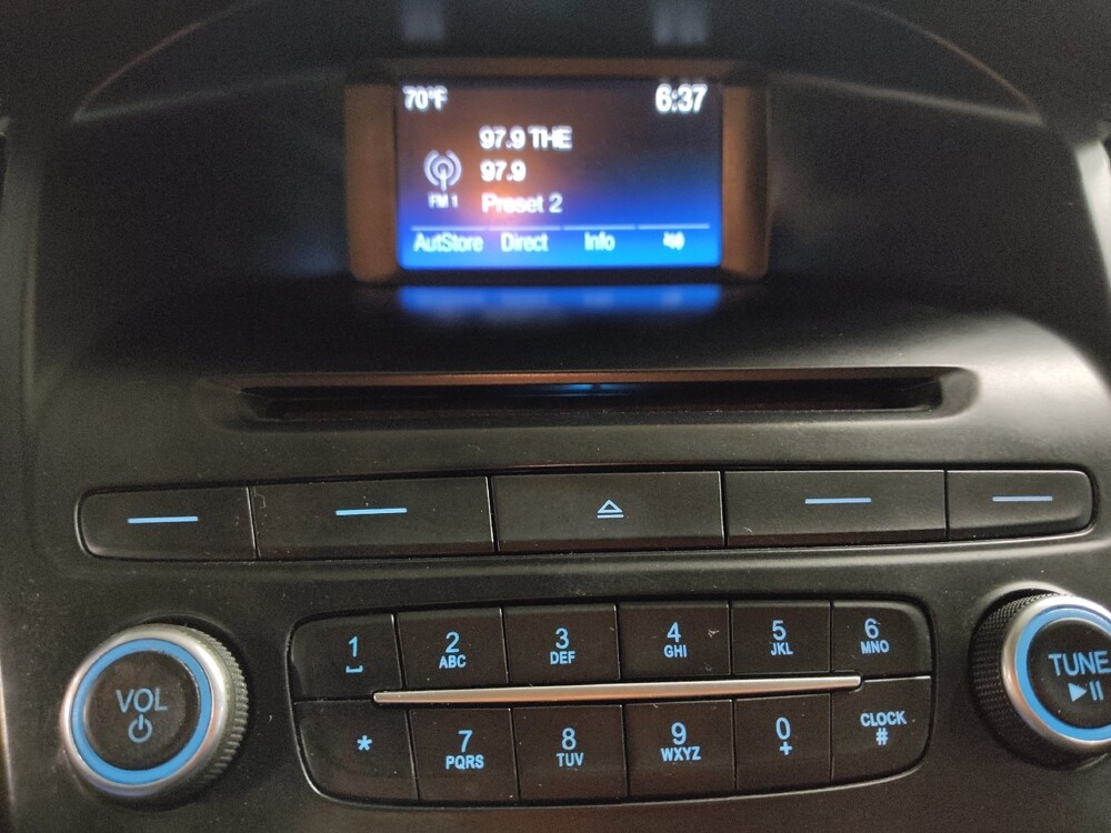 2017 Ford Focus in Arlington, TX 76011 - 18122882 25