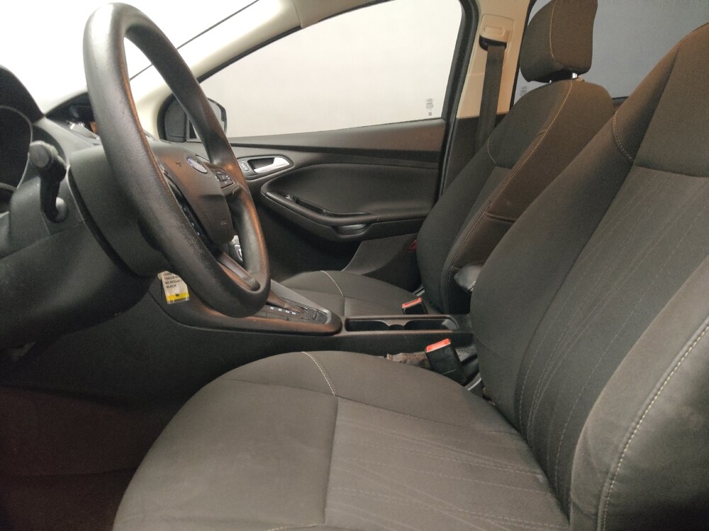 2017 Ford Focus in Arlington, TX 76011 - 18122882 17