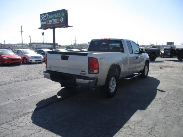 2011 GMC Sierra 1500 in Oak Grove, MO 64075 - 18122885 5