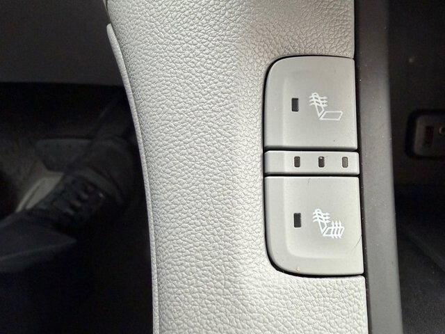 2018 GMC Acadia in Knoxville, TN 37920 - 18122886 26