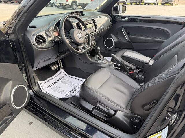 2013 Volkswagen Beetle in Knoxville, TN 37920 - 18122888 14