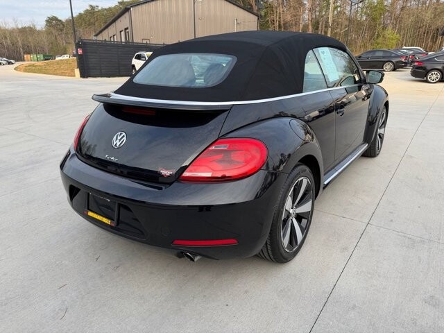 2013 Volkswagen Beetle in Knoxville, TN 37920 - 18122888 3