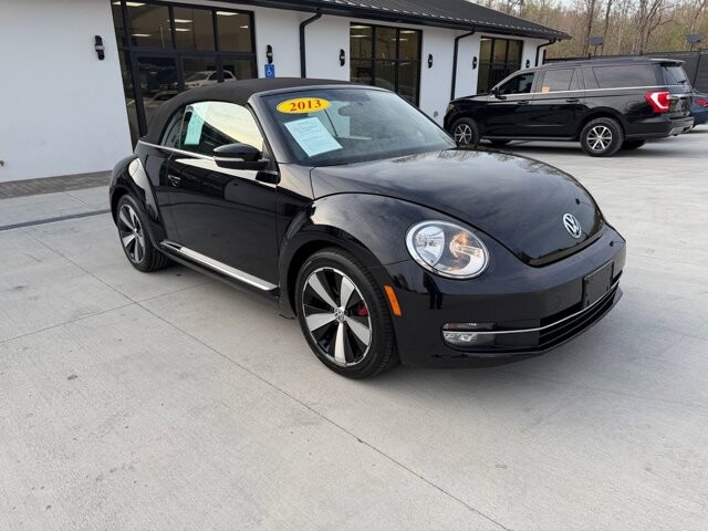 2013 Volkswagen Beetle in Knoxville, TN 37920 - 18122888