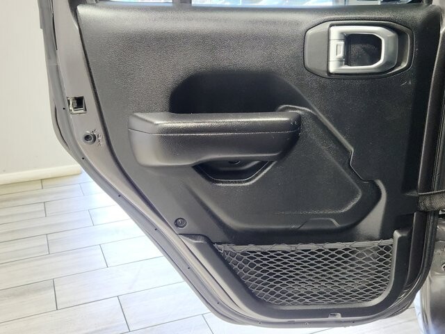 2019 Jeep Wrangler in Cinnaminson, NJ 08077 - 18122889 12