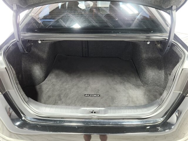 2019 Nissan Altima in Cinnaminson, NJ 08077 - 18122893 14