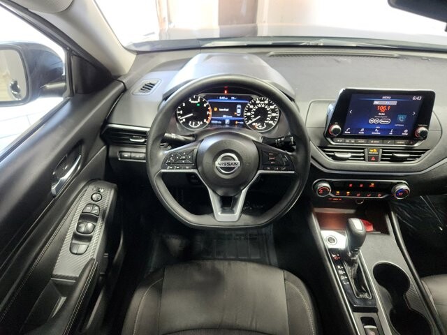 2019 Nissan Altima in Cinnaminson, NJ 08077 - 18122893 16