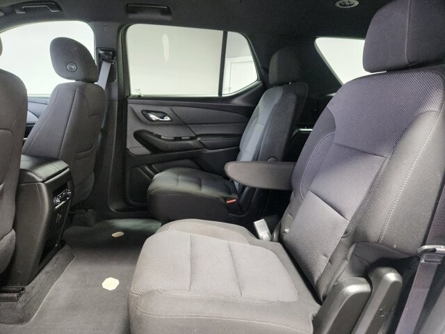 2023 Chevrolet Traverse in Cinnaminson, NJ 08077 - 18122894 13