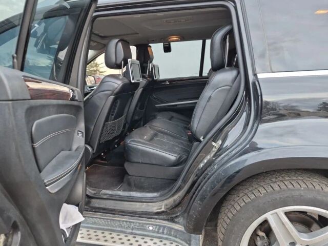 2011 Mercedes-Benz GL 550 in Wadena, MN 56482 - 18122902 8