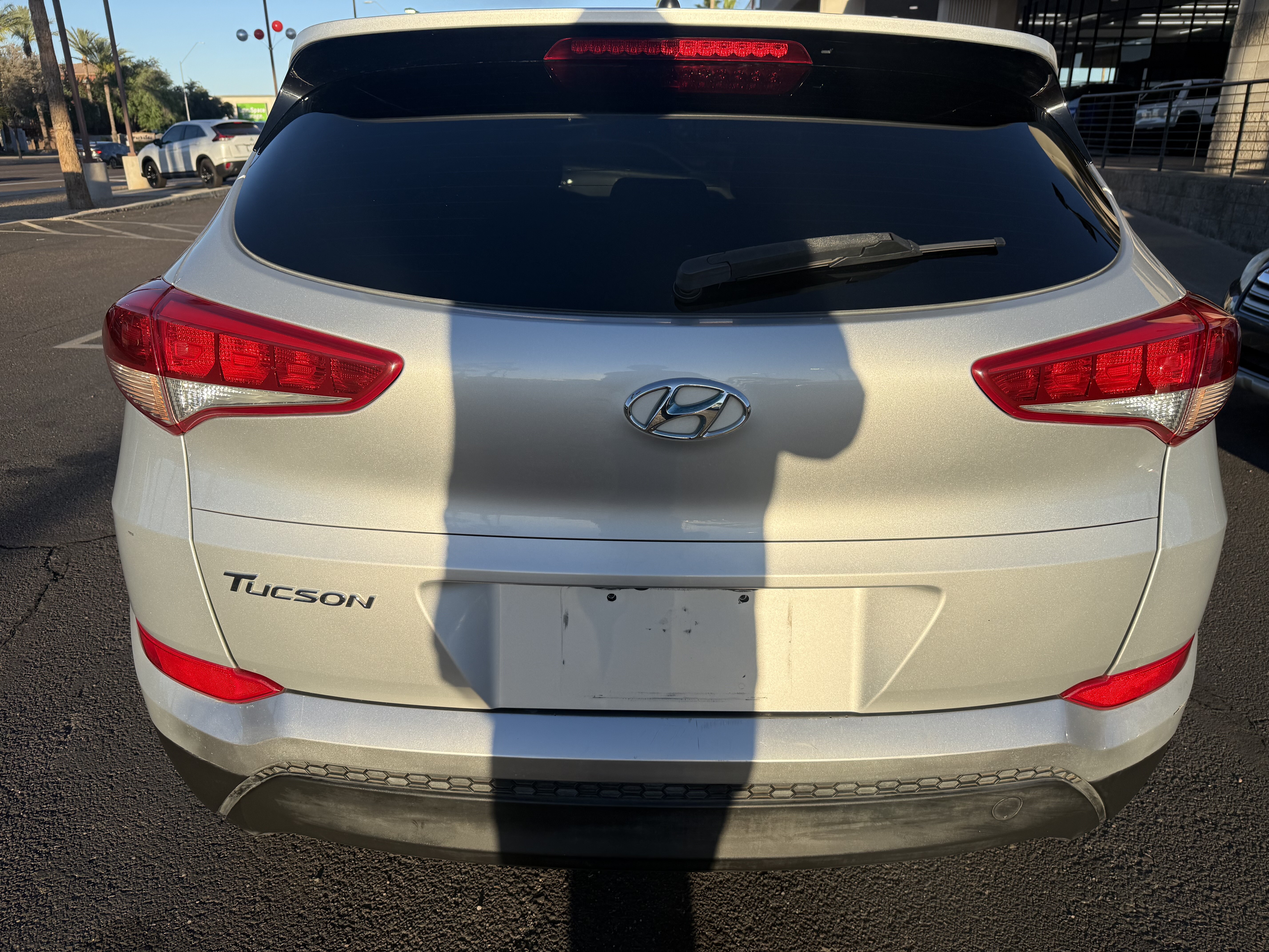 2018 Hyundai Tucson in Phoenix, AZ 85022 - 18122906 5