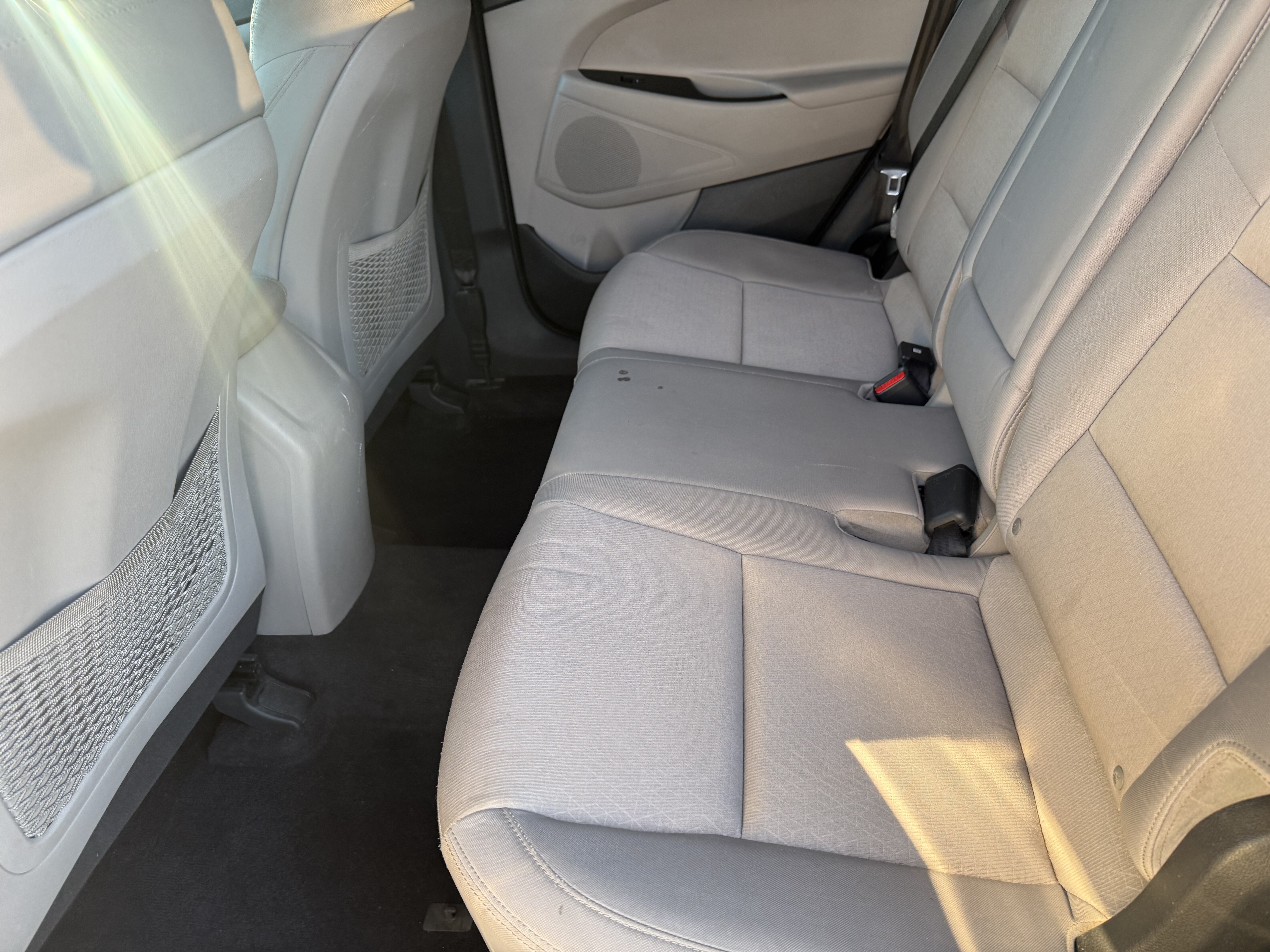 2018 Hyundai Tucson in Phoenix, AZ 85022 - 18122906 8