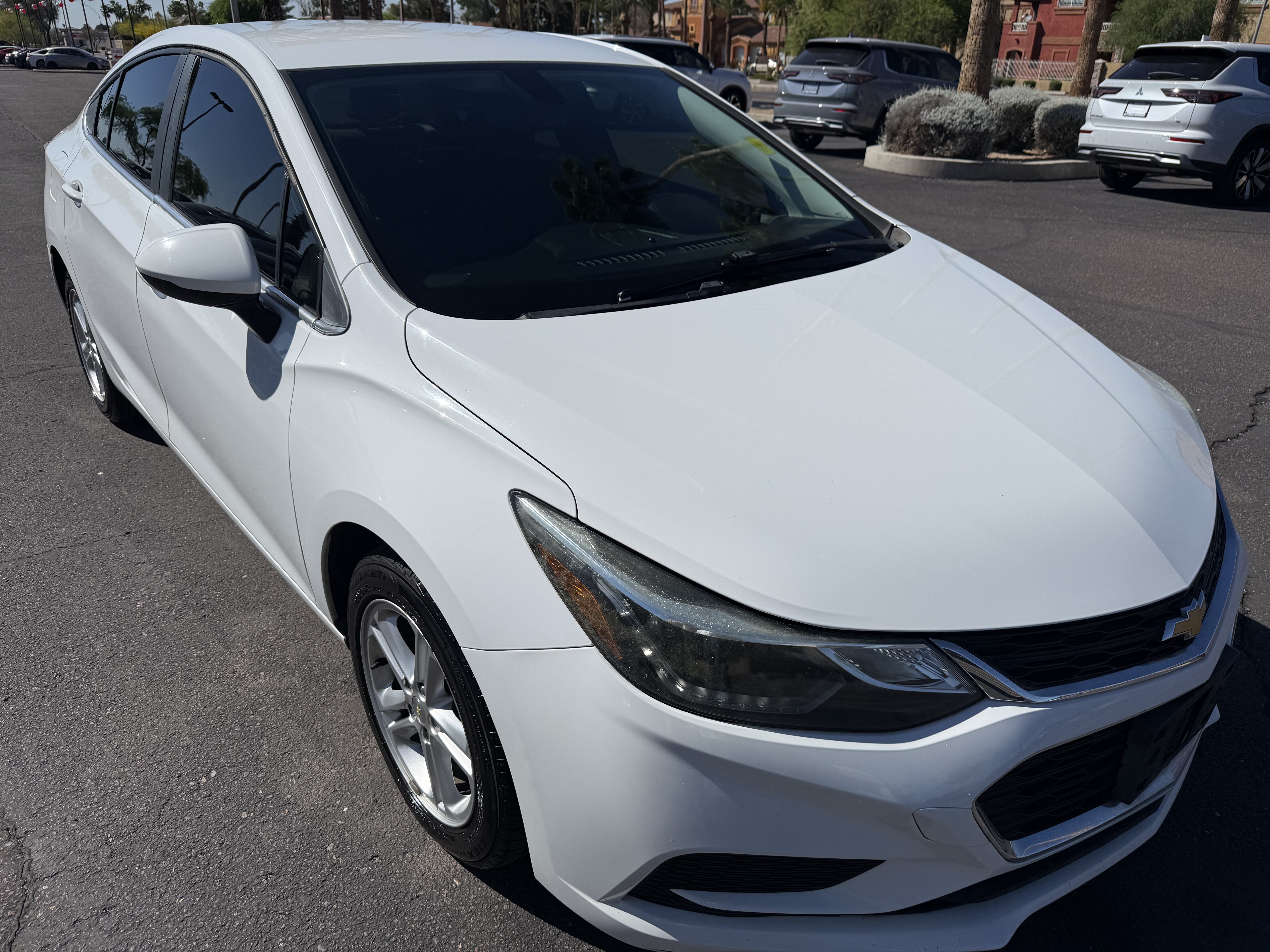 2018 Chevrolet Cruze in Phoenix, AZ 85022 - 18122908 3