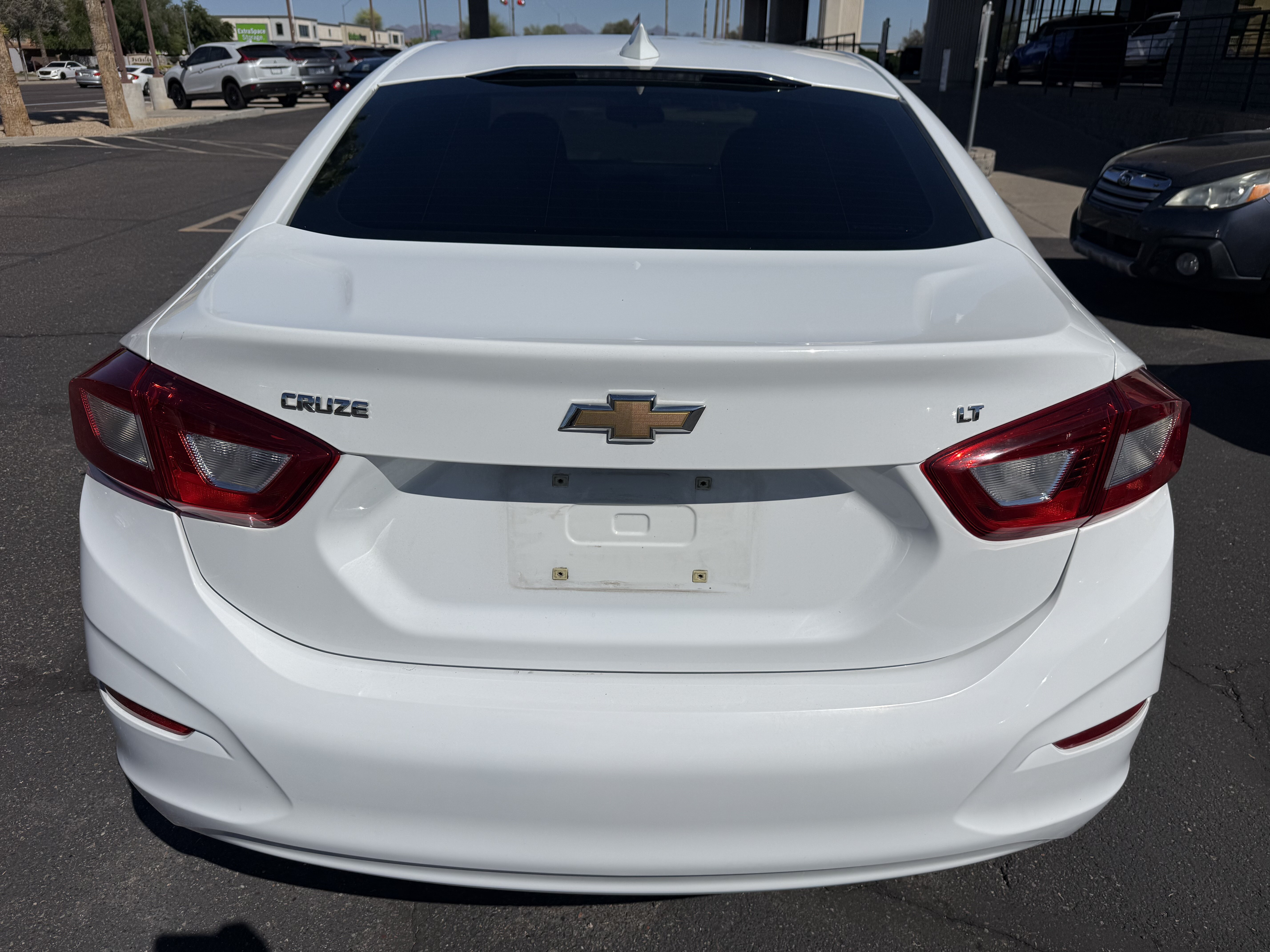 2018 Chevrolet Cruze in Phoenix, AZ 85022 - 18122908 5