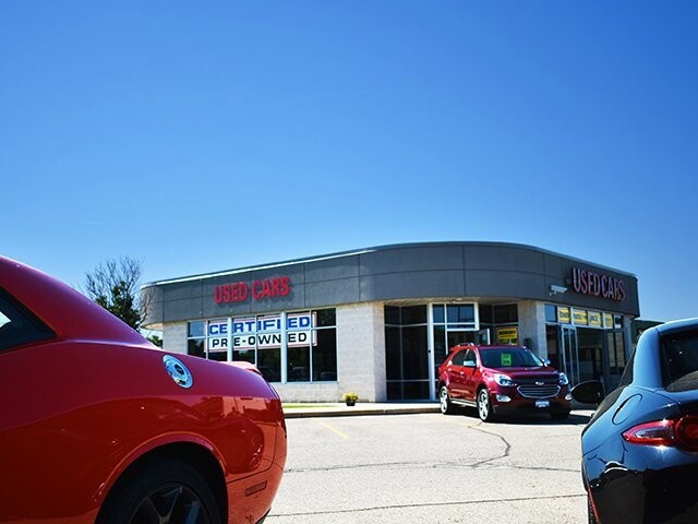 2017 Jeep Renegade in Burlington, WI 53105 - 18122915 21