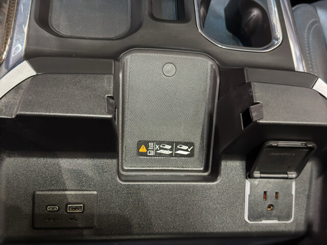 2024 Chevrolet Silverado 1500 in Burlington, WI 53105 - 18122916 36