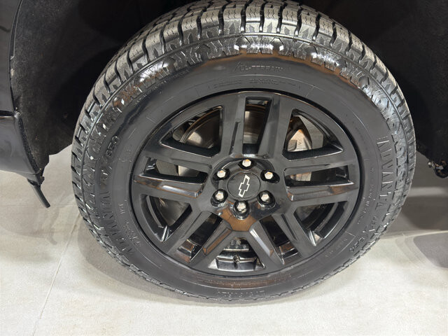 2024 Chevrolet Silverado 1500 in Burlington, WI 53105 - 18122916 9