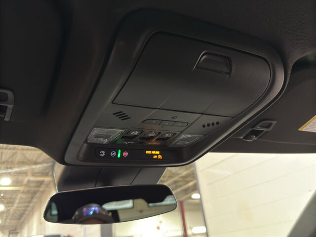 2024 Cadillac XT4 in Burlington, WI 53105 - 18122917 35