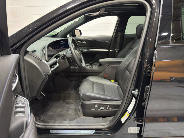 2024 Cadillac XT4 in Burlington, WI 53105 - 18122917 15