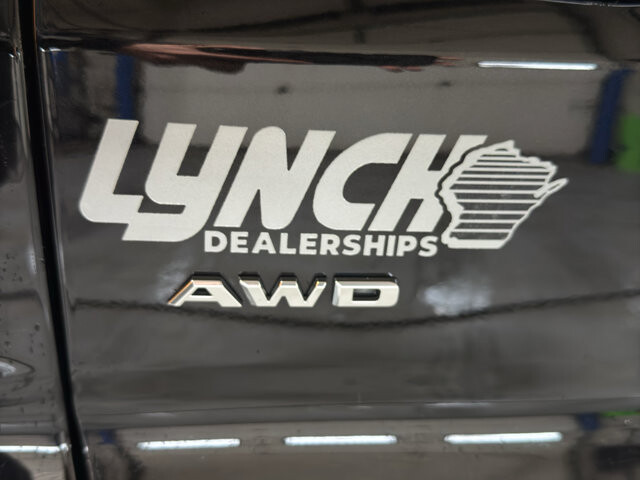 2024 Cadillac XT4 in Burlington, WI 53105 - 18122917 11