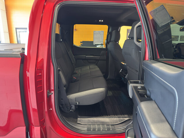 2024 Ford F150 in Burlington, WI 53105 - 18122919 21