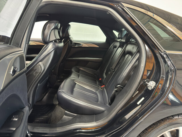 2017 Lincoln MKZ in Burlington, WI 53105 - 18122920 10