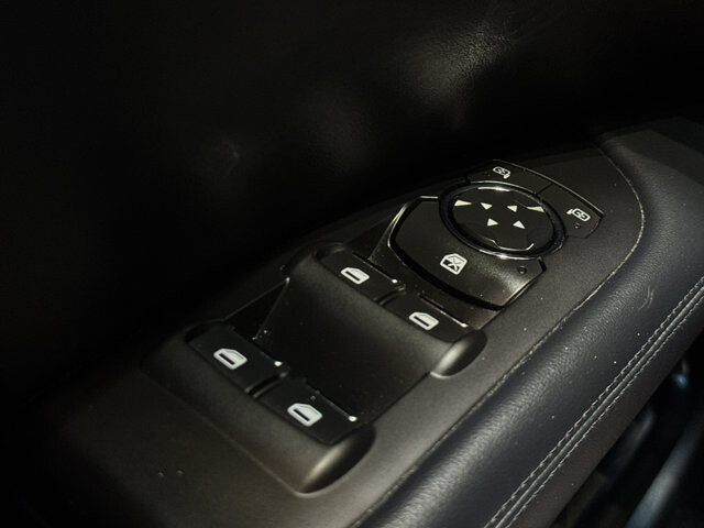 2017 Lincoln MKZ in Burlington, WI 53105 - 18122920 30