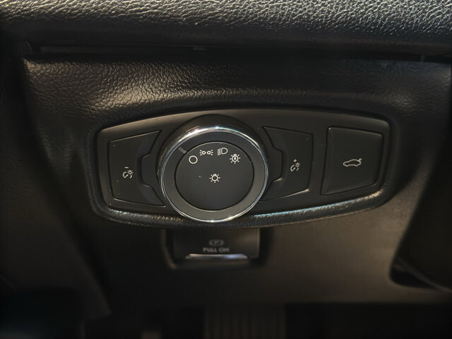 2017 Lincoln MKZ in Burlington, WI 53105 - 18122920 28