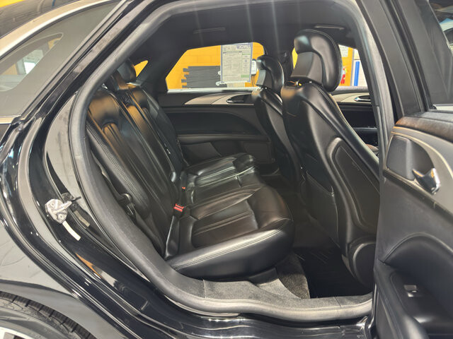 2017 Lincoln MKZ in Burlington, WI 53105 - 18122920 18