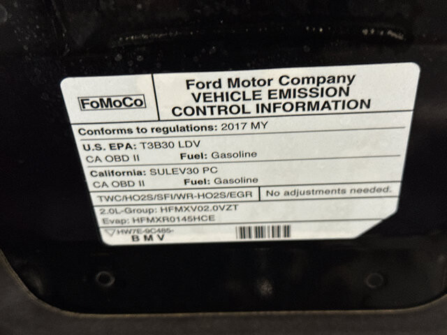 2017 Lincoln MKZ in Burlington, WI 53105 - 18122920 33