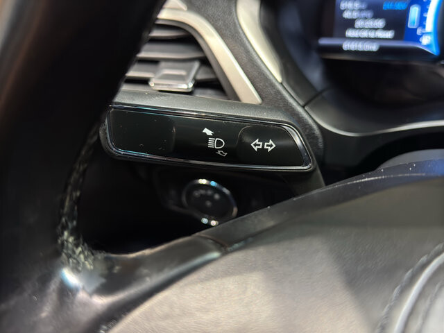 2017 Lincoln MKZ in Burlington, WI 53105 - 18122920 21