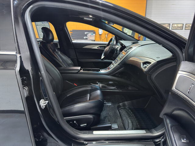 2017 Lincoln MKZ in Burlington, WI 53105 - 18122920 16