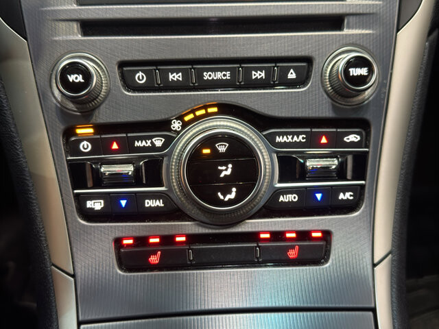 2017 Lincoln MKZ in Burlington, WI 53105 - 18122920 27