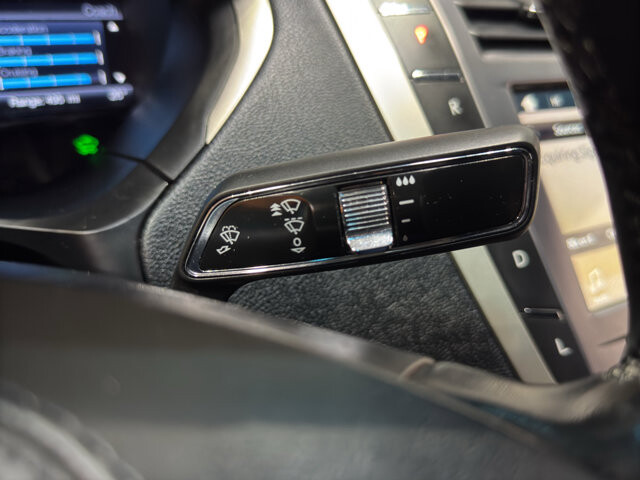 2017 Lincoln MKZ in Burlington, WI 53105 - 18122920 23