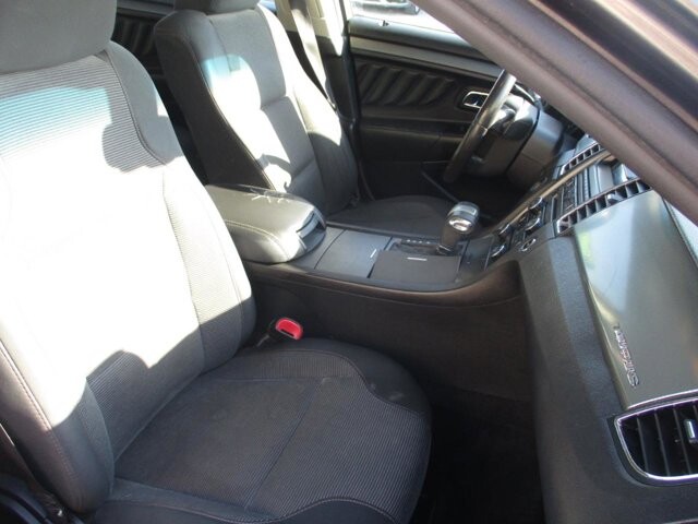 2011 Ford Taurus in Oak Grove, MO 64075 - 18122923 10