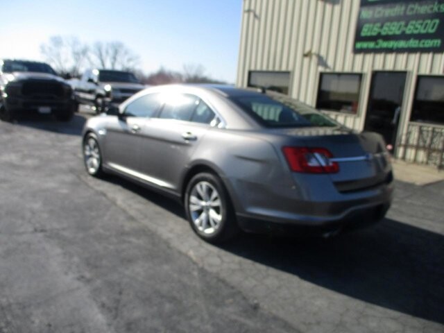 2011 Ford Taurus in Oak Grove, MO 64075 - 18122923 7