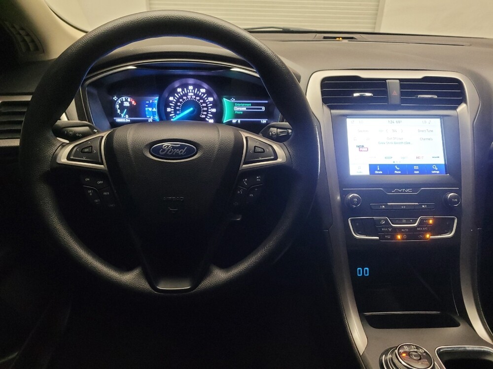 2020 Ford Fusion in Riverside, CA 92504 - 18122935 22