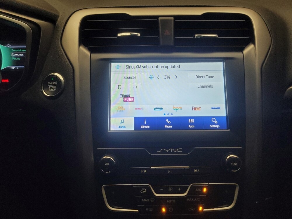 2020 Ford Fusion in Riverside, CA 92504 - 18122935 25