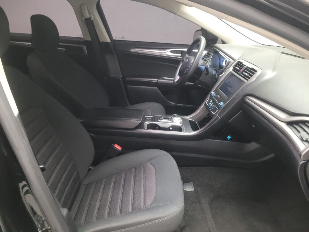 2020 Ford Fusion in Riverside, CA 92504 - 18122935 21