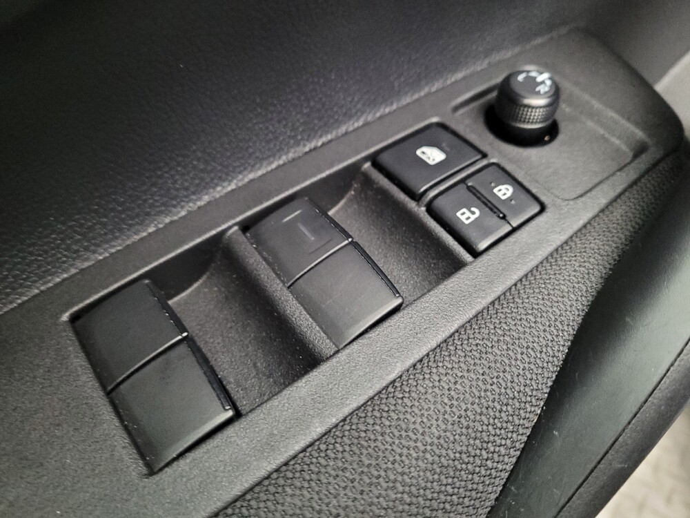 2025 Toyota Corolla in Riverside, CA 92504 - 18122938 27