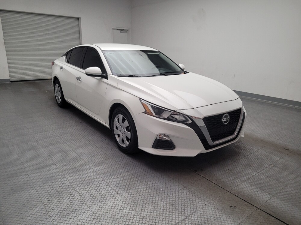 2019 Nissan Altima in Montclair, CA 91763 - 18122941 13