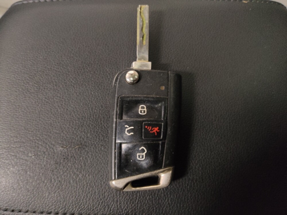 2019 Volkswagen Tiguan in Marietta, GA 30062 - 18122943 32