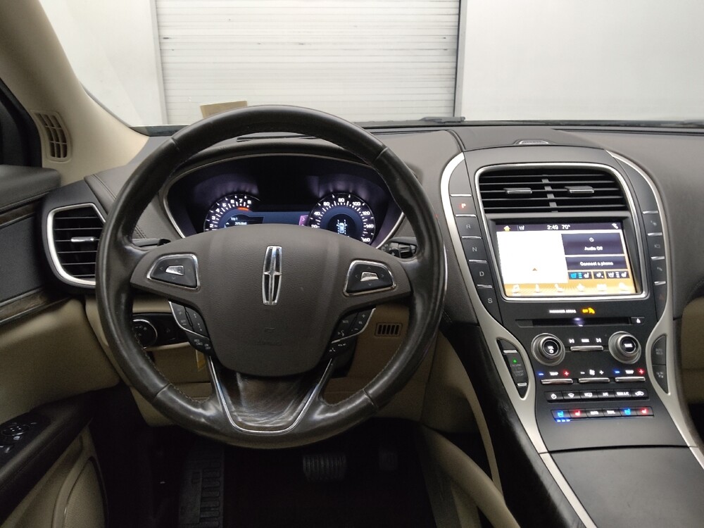 2017 Lincoln MKX in Union City, GA 30291 - 18122944 22