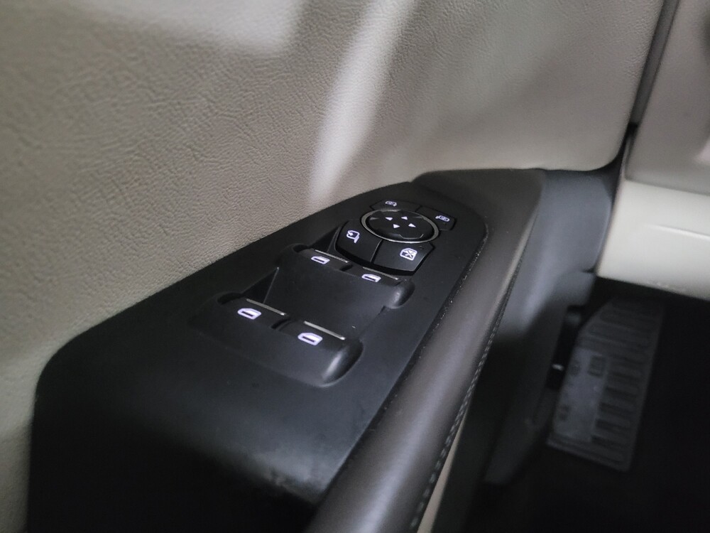 2017 Lincoln MKX in Union City, GA 30291 - 18122944 27