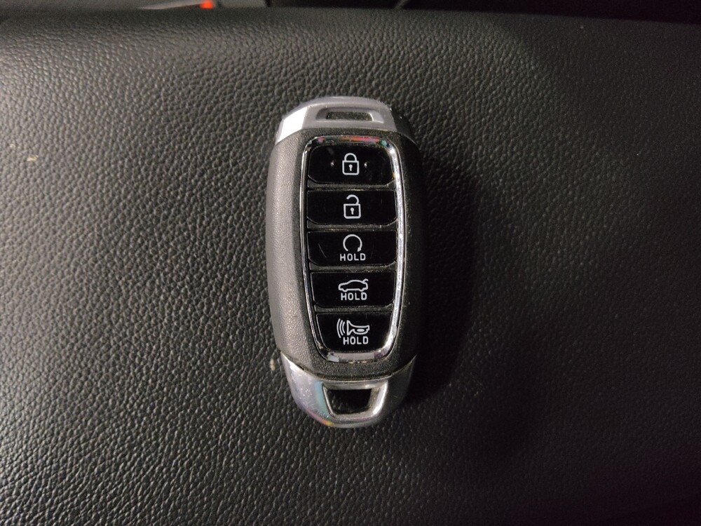 2023 Hyundai Elantra in Birmingham, AL 35215 - 18122946 32