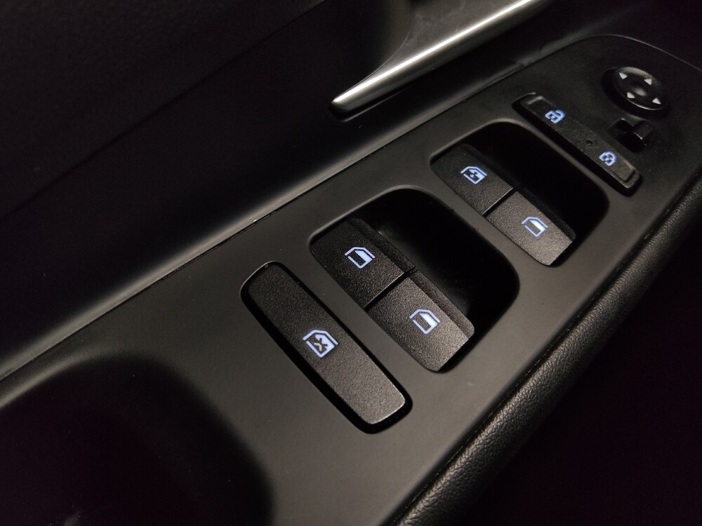 2023 Hyundai Elantra in Birmingham, AL 35215 - 18122946 27