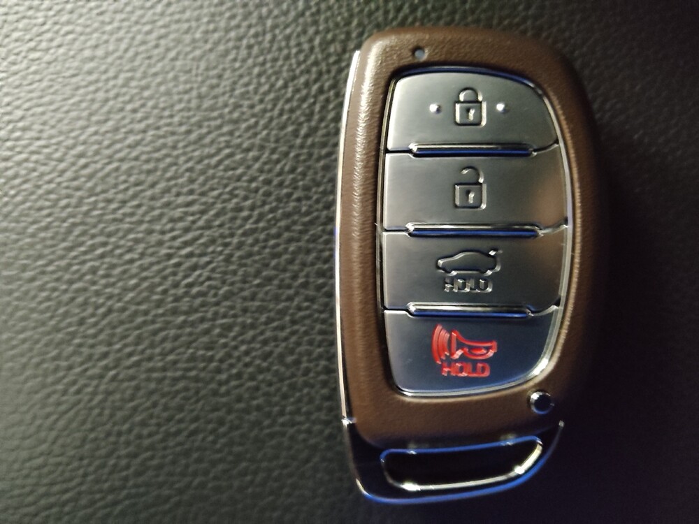 2018 Hyundai Elantra in Macon, GA 31210 - 18122948 32