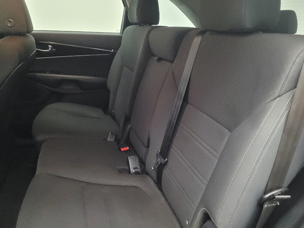 2020 Kia Sorento in Jackson, MS 39211 - 18122956 18