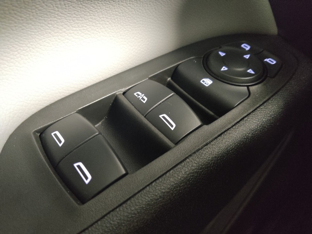 2021 Chevrolet Equinox in Stone Mountain, GA 30083 - 18122969 27