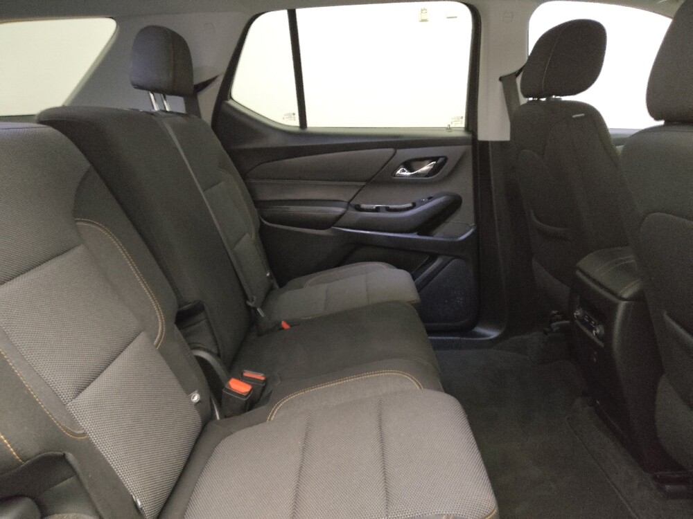 2020 Chevrolet Traverse in Lubbock, TX 79424 - 18122973 19